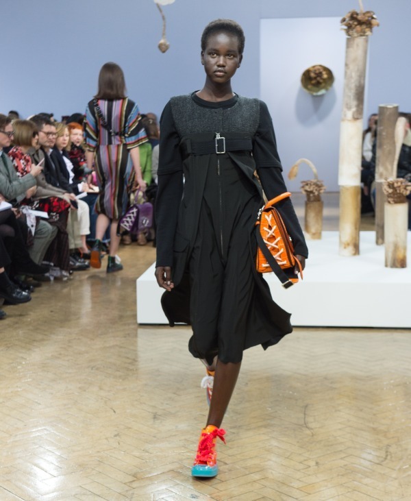 ジェイ ダブリュー アンダーソン(JW Anderson) 2018-19年秋冬ウィメンズ&メンズコレクション  - 写真4