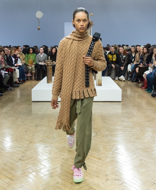 ジェイ ダブリュー アンダーソン(JW Anderson) 2018-19年秋冬ウィメンズ&メンズコレクション  - 写真20