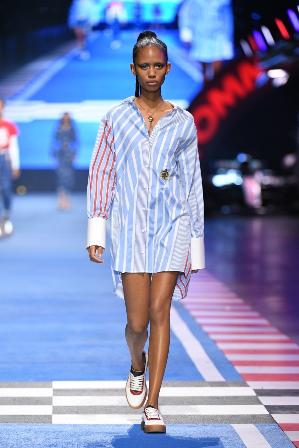 トミー ヒルフィガー(TOMMY HILFIGER) 2018年春夏ウィメンズコレクション  - 写真35