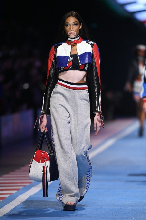 トミー ヒルフィガー(TOMMY HILFIGER) 2018年春夏ウィメンズコレクション  - 写真3