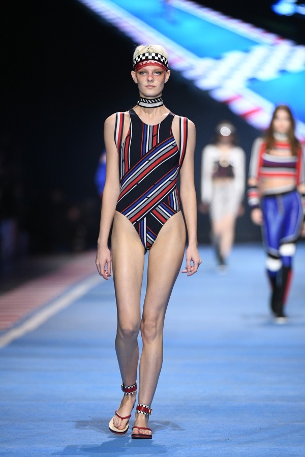 トミー ヒルフィガー(TOMMY HILFIGER) 2018年春夏ウィメンズコレクション  - 写真7