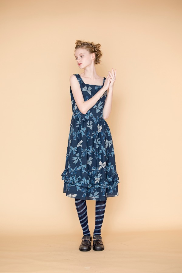 ジェーンマープル18年春の新作 - リボンが躍る爽やかなブルーのワンピースやスカート｜写真15