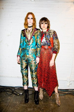 アリス アンド オリビア(alice + olivia) 2018-19年秋冬ウィメンズコレクション  - 写真3