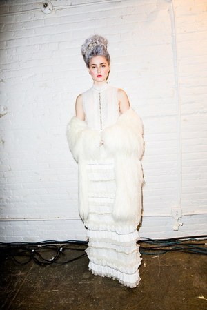 アリス アンド オリビア(alice + olivia) 2018-19年秋冬ウィメンズコレクション  - 写真31