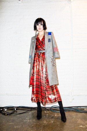 アリス アンド オリビア(alice + olivia) 2018-19年秋冬ウィメンズコレクション  - 写真41