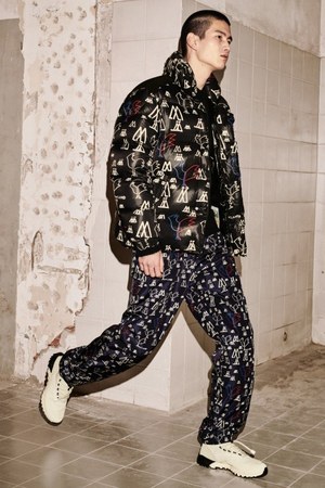 モンクレール ジーニアス 2 モンクレール 1952(MONCLER GENIUS 2 MONCLER 1952) 2018-19年秋冬ウィメンズ&メンズコレクション  - 写真27