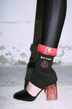 8 モンクレール パーム・エンジェルス 18年秋冬コレクション、赤＆黒の“カメレオンスタイル”｜写真20