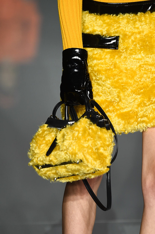 モスキーノ(MOSCHINO) 2018-19年秋冬ウィメンズコレクション  - 写真51