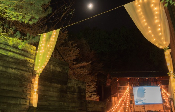 野外映画「夜空と交差する森の上映会 」GWに開催、夜空の下で楽しむ『ラ・ラ・ランド』など｜写真3