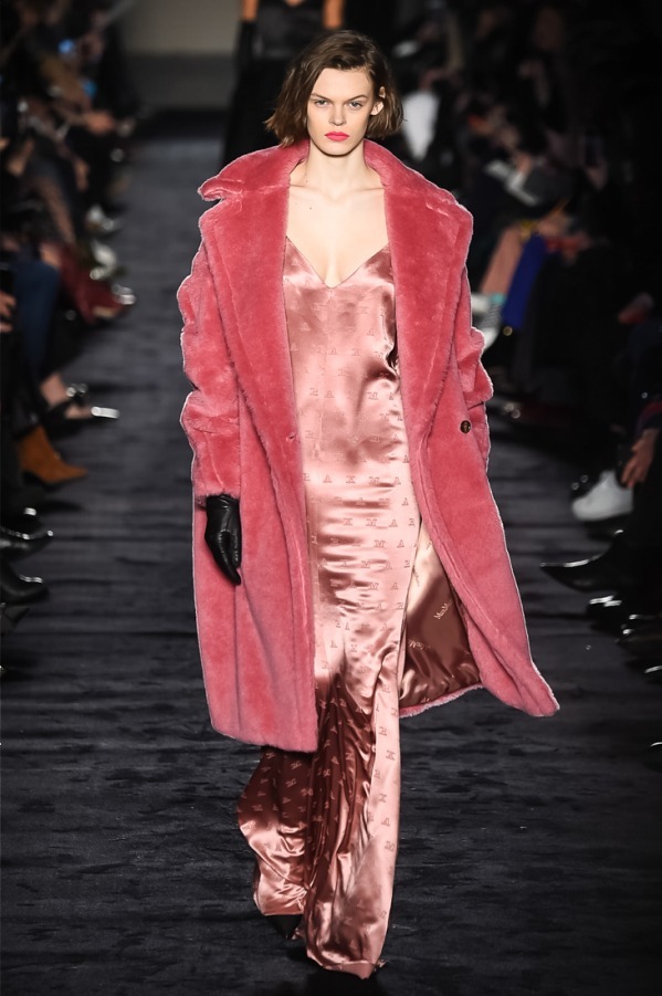 マックスマーラ(Max Mara) 2018-19年秋冬ウィメンズコレクション  - 写真53