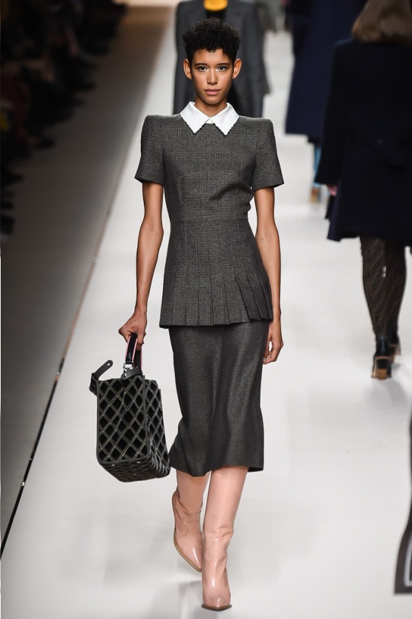 フェンディ(FENDI) 2018-19年秋冬ウィメンズコレクション  - 写真41