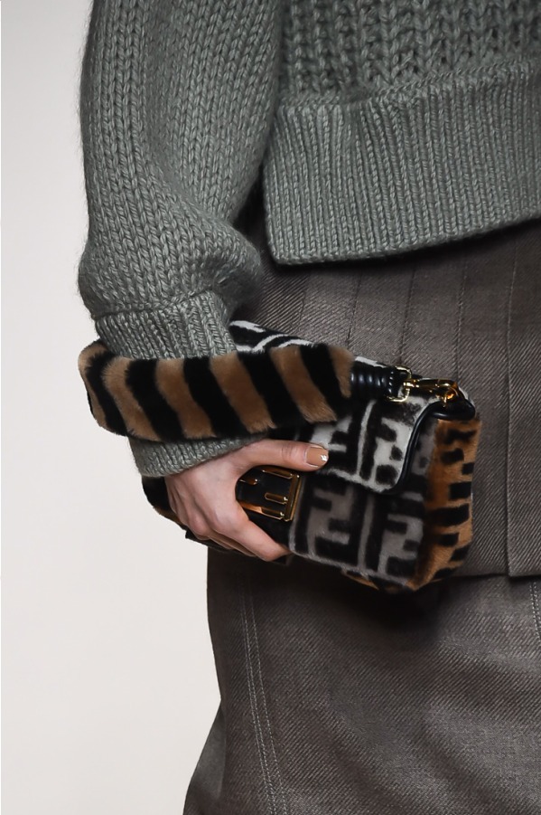 フェンディ(FENDI) 2018-19年秋冬ウィメンズコレクション ディテール - 写真20