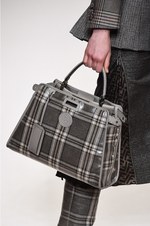 フェンディ 2018年秋冬コレクション - 現代女性は強く優しく生きることはできるのだろうか｜写真13