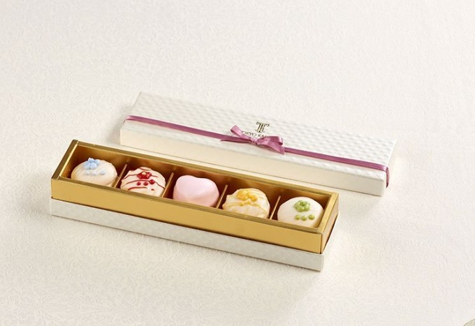 東京會舘のホワイトデー限定スイーツ、ライラックをイメージしたソフトクッキーなど｜写真2