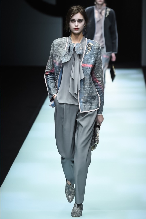 ジョルジオ アルマーニ(Giorgio Armani) 2018-19年秋冬ウィメンズコレクション シルエット - 写真19