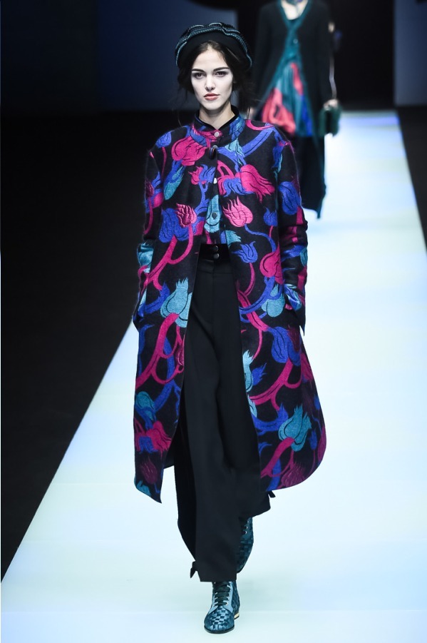 ジョルジオ アルマーニ(Giorgio Armani) 2018-19年秋冬ウィメンズコレクション シルエット - 写真56