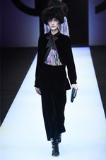 ジョルジオ アルマーニ 2018年秋冬コレクション - 小さなひねりを集めて作る味のある雰囲気｜写真96