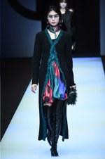 ジョルジオ アルマーニ 2018年秋冬コレクション - 小さなひねりを集めて作る味のある雰囲気｜写真70