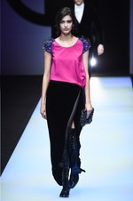 ジョルジオ アルマーニ 2018年秋冬コレクション - 小さなひねりを集めて作る味のある雰囲気｜写真86