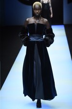 ジョルジオ アルマーニ 2018年秋冬コレクション - 小さなひねりを集めて作る味のある雰囲気｜写真99