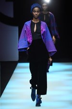 ジョルジオ アルマーニ 2018年秋冬コレクション - 小さなひねりを集めて作る味のある雰囲気｜写真48