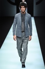 ジョルジオ アルマーニ 2018年秋冬コレクション - 小さなひねりを集めて作る味のある雰囲気｜写真21