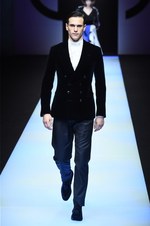 ジョルジオ アルマーニ 2018年秋冬コレクション - 小さなひねりを集めて作る味のある雰囲気｜写真87