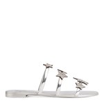 ジュゼッペ ザノッティの新作カプセルコレクション、"スター"がモチーフのヒールやサンダル｜写真2