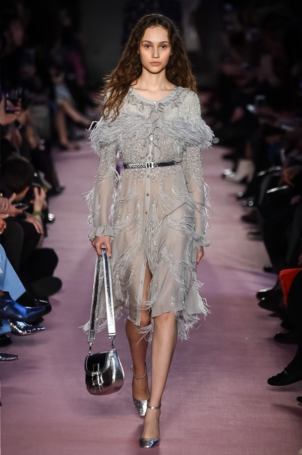 ブルマリン(Blumarine) 2018-19年秋冬ウィメンズコレクション  - 写真40