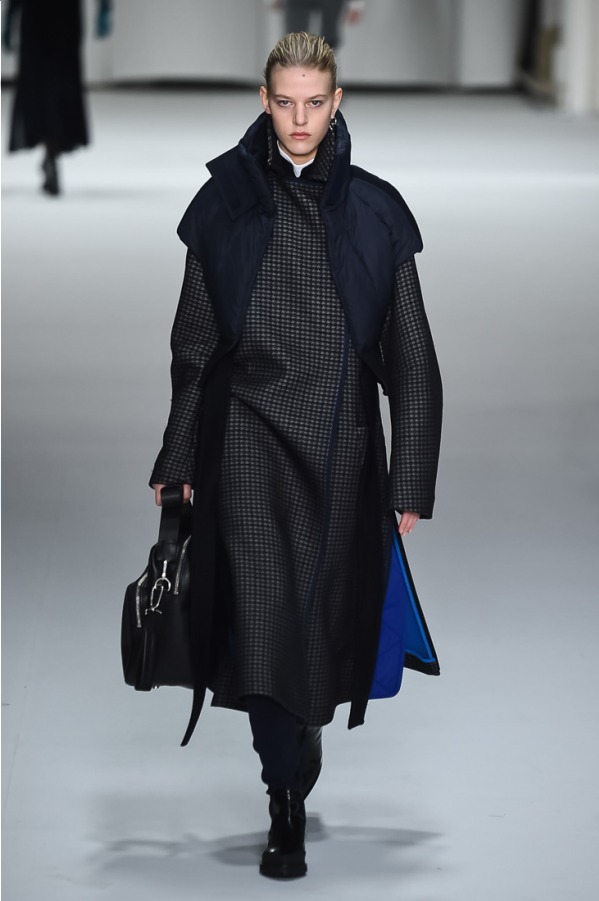 スポーツマックス(SPORTMAX) 2018-19年秋冬ウィメンズコレクション シルエット - 写真30