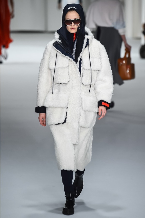 スポーツマックス(SPORTMAX) 2018-19年秋冬ウィメンズコレクション シルエット - 写真41