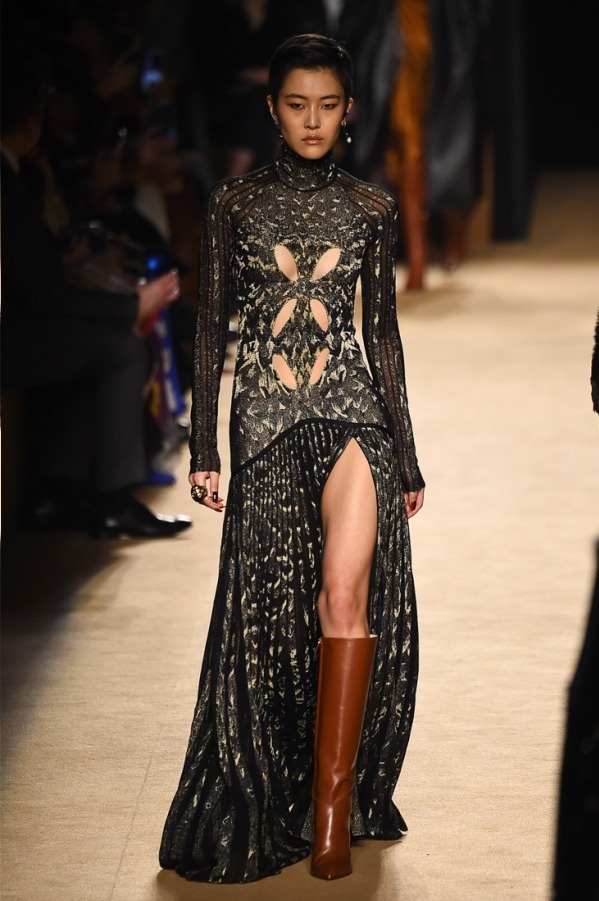 ロベルト カヴァリ(roberto cavalli) 2018-19年秋冬ウィメンズコレクション  - 写真25