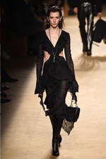 ロベルト カヴァリ 2018-19年秋冬コレクション - グラムロックの雰囲気を纏って｜写真50