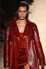 ロベルト カヴァリ 2018-19年秋冬コレクション - グラムロックの雰囲気を纏って｜写真61