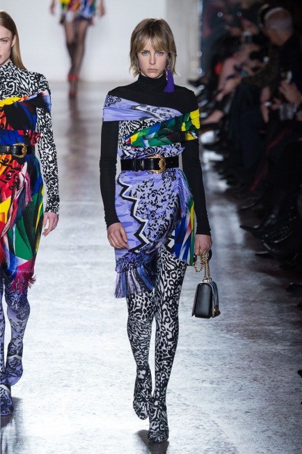 ヴェルサーチェ(VERSACE) 2018-19年秋冬ウィメンズコレクション  - 写真63