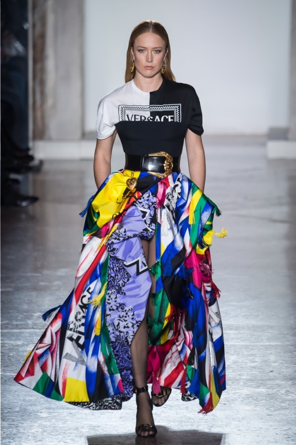 ヴェルサーチェ 2018-19年秋冬<span>コレクション</span> - 写真68