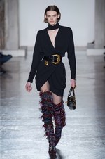 ヴェルサーチ 2018年秋冬コレクション - チェック柄で団結するヴェルサーチウーマン｜写真50