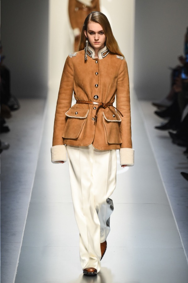 エルマンノ シェルヴィーノ(ERMANNO SCERVINO) 2018-19年秋冬 エルマンノ シェルヴィーノ(ERMANNO SCERVINO) 2018-19年秋冬