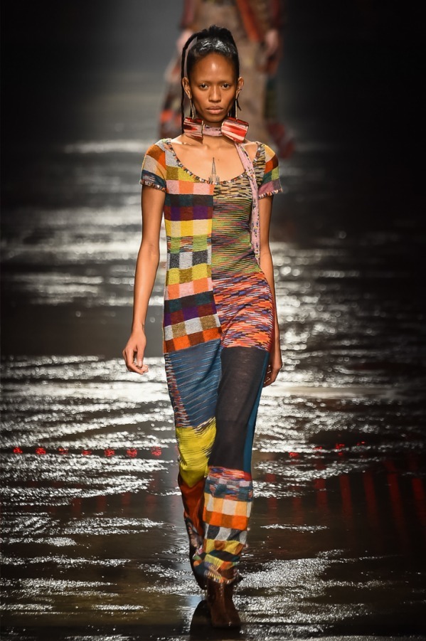 ミッソーニ(Missoni) 2018-19年秋冬ウィメンズ&メンズコレクション シルエット - 写真3