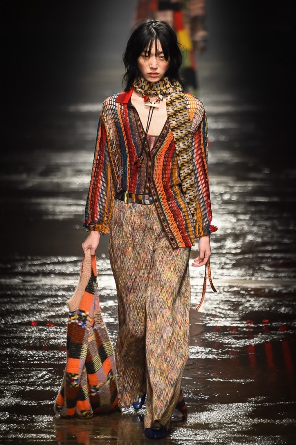 ミッソーニ(Missoni) 2018-19年秋冬ウィメンズ&メンズコレクション シルエット - 写真4