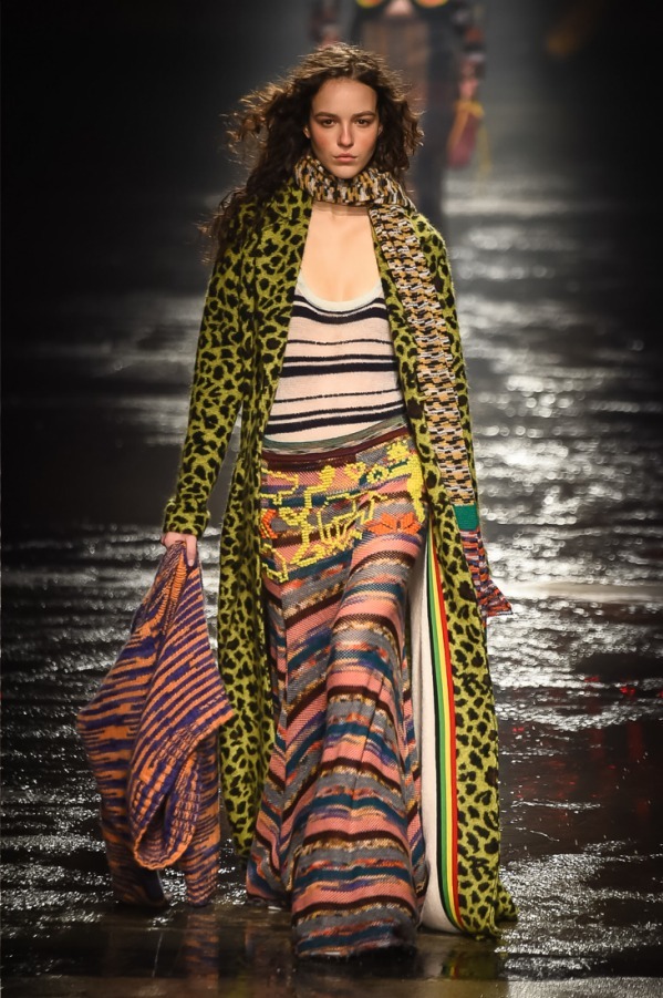 ミッソーニ(Missoni) 2018-19年秋冬ウィメンズ&メンズコレクション シルエット - 写真10