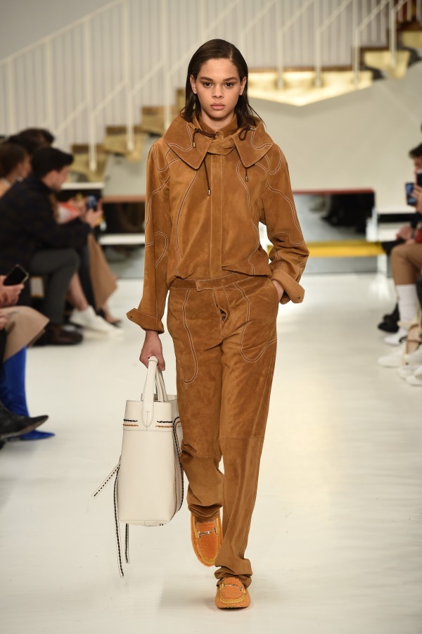 トッズ(TOD'S) 2018-19年秋冬ウィメンズコレクション  - 写真17