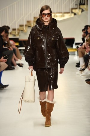 トッズ 2018年秋冬コレクション - 秋色に染まるトッズレザー｜写真30