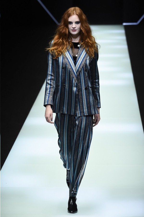 エンポリオ アルマーニ(EMPORIO ARMANI) 2018-19年秋冬ウィメンズコレクション  - 写真59