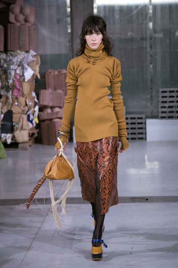 マルニ(MARNI) 2018-19年秋冬ウィメンズコレクション  - 写真3