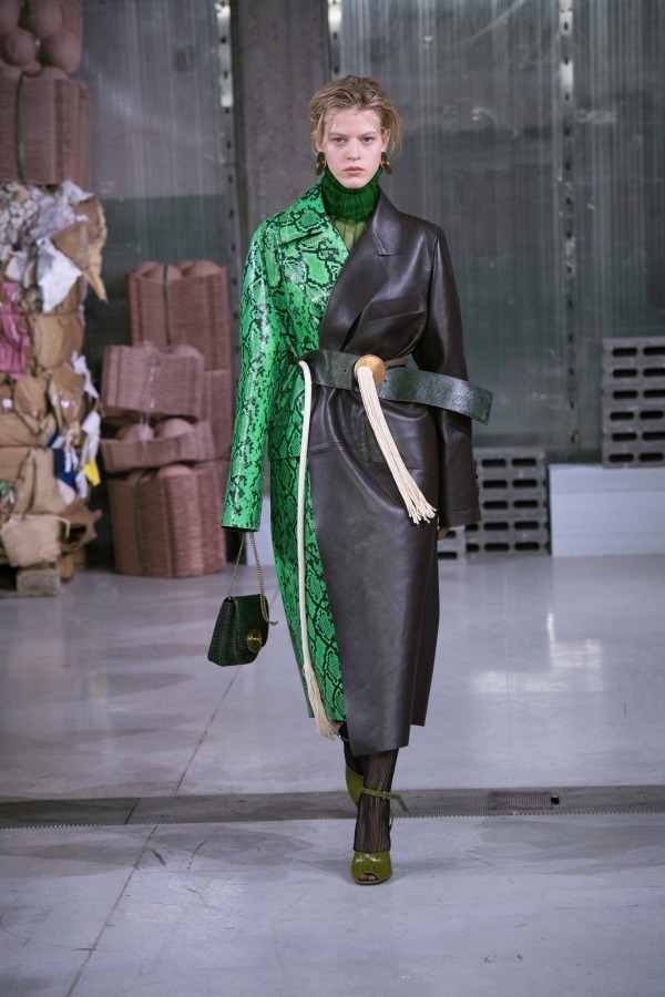 マルニ(MARNI) 2018-19年秋冬ウィメンズコレクション  - 写真4