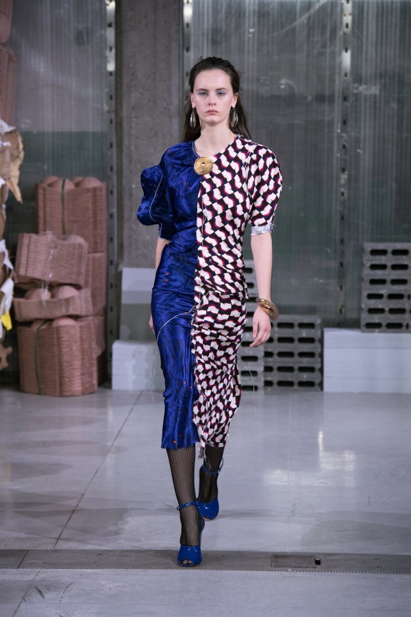 マルニ(MARNI) 2018-19年秋冬ウィメンズコレクション  - 写真19