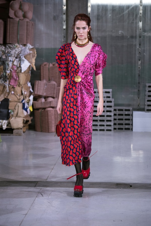 マルニ(MARNI) 2018-19年秋冬ウィメンズコレクション  - 写真21