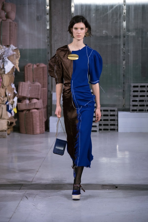 マルニ(MARNI) 2018-19年秋冬ウィメンズコレクション  - 写真30