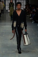 トラサルディ 2018-19年秋冬コレクション - 着心地のよさとエレガンスは両立する｜写真14